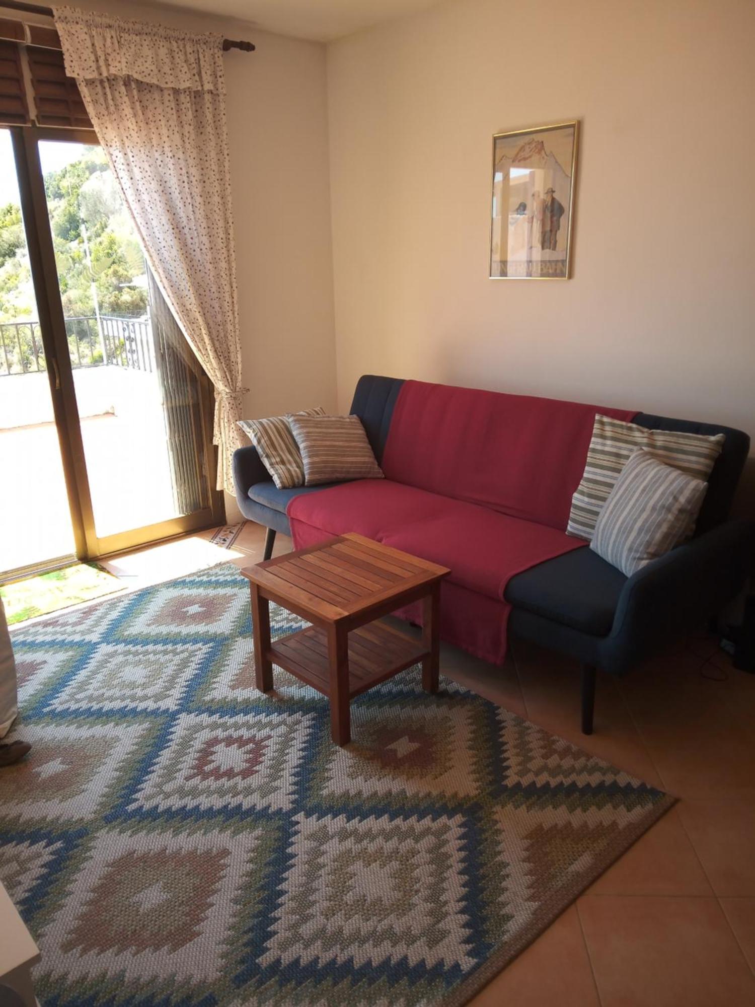Atalayas: Castle And Sea Views Apartment